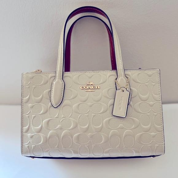 NWT Coach Outlet Nina Small Tote Bag In Signature Leather - Picture 2 of 9